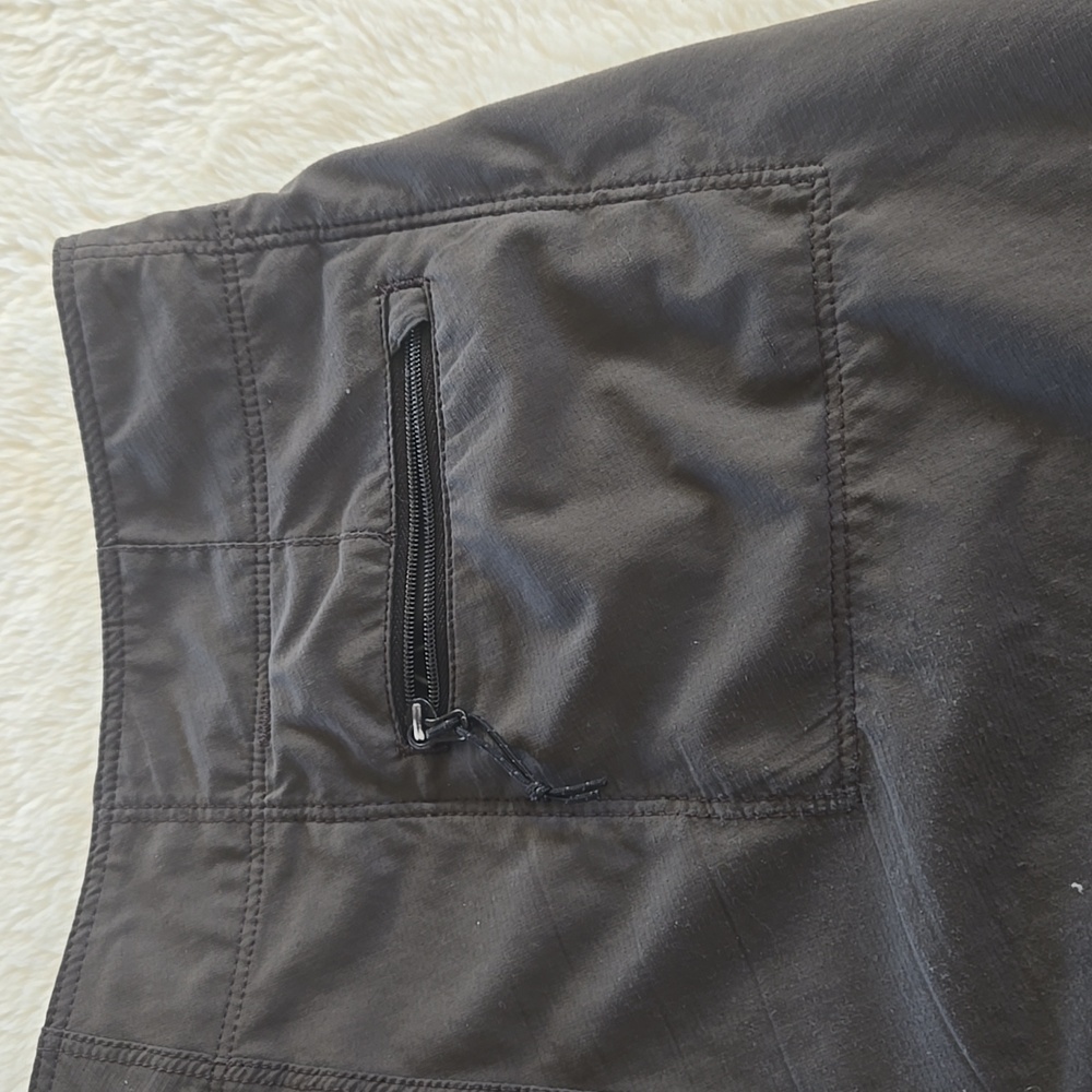 Patagonia Men's Shorts - Picture 2 of 13
